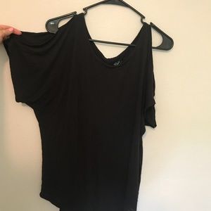 Open shoulder T-shirt